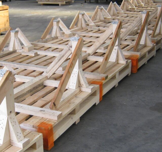 pallets in legno affiancati